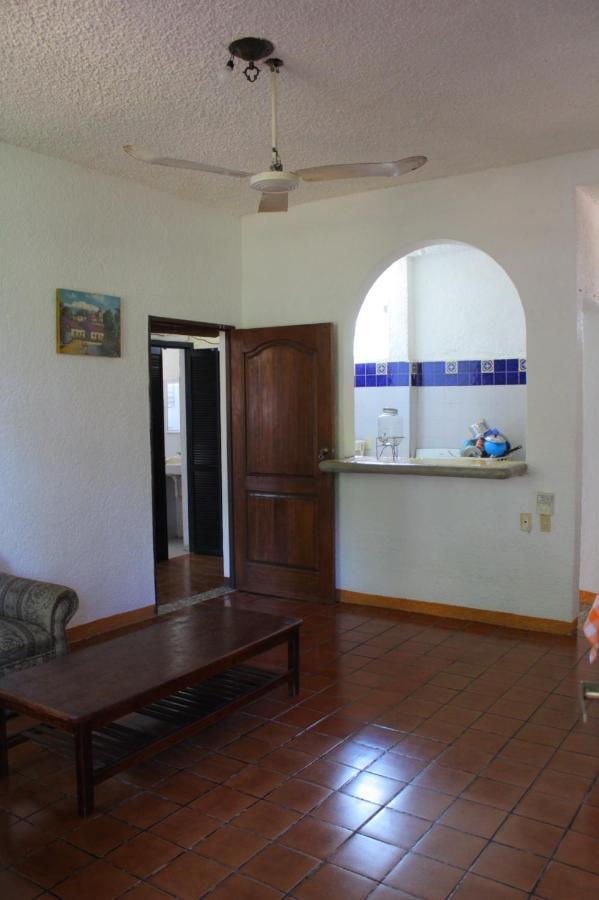 פוארטו אסקונדידו Hotel Albatros מראה חיצוני תמונה