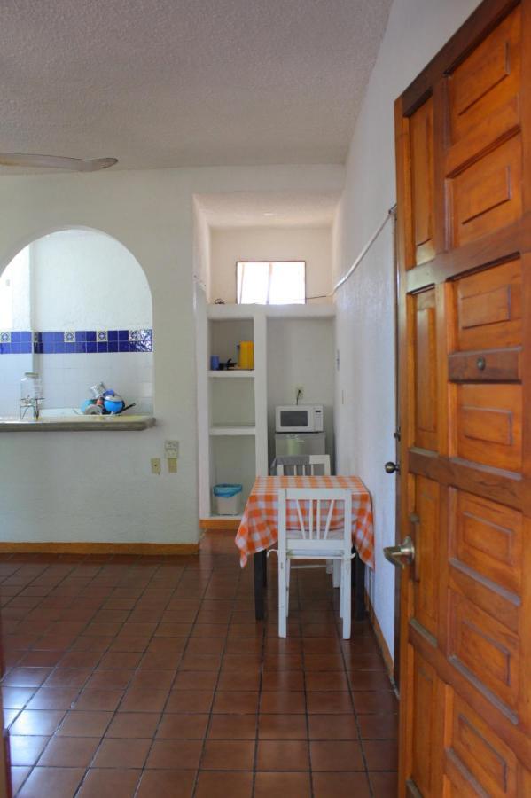 פוארטו אסקונדידו Hotel Albatros מראה חיצוני תמונה